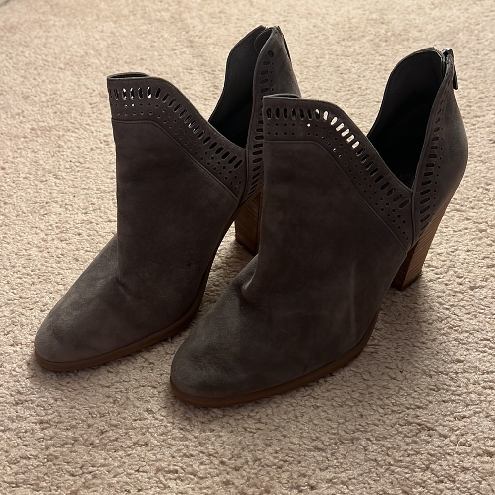 Vince Camuto Fileana Blocked Heel Bootie